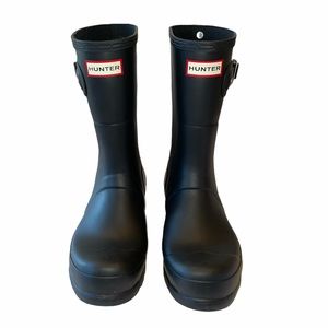 Hunter Boots NWOT in classic matte black